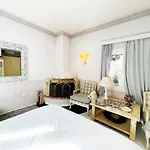 Anerada & - Pet Friendly Гостевой дом 4*