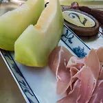 Anerada & - Pet Friendly Гостевой дом