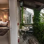 Anerada & - Pet Friendly Гостевой дом 4*