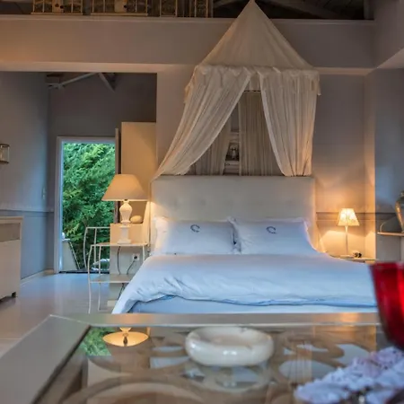 Anerada Pool & - Pet Friendly Maison d'hôtes Mega Chorio